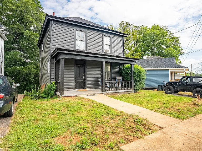 2228 Tulip St #B — Photo 3