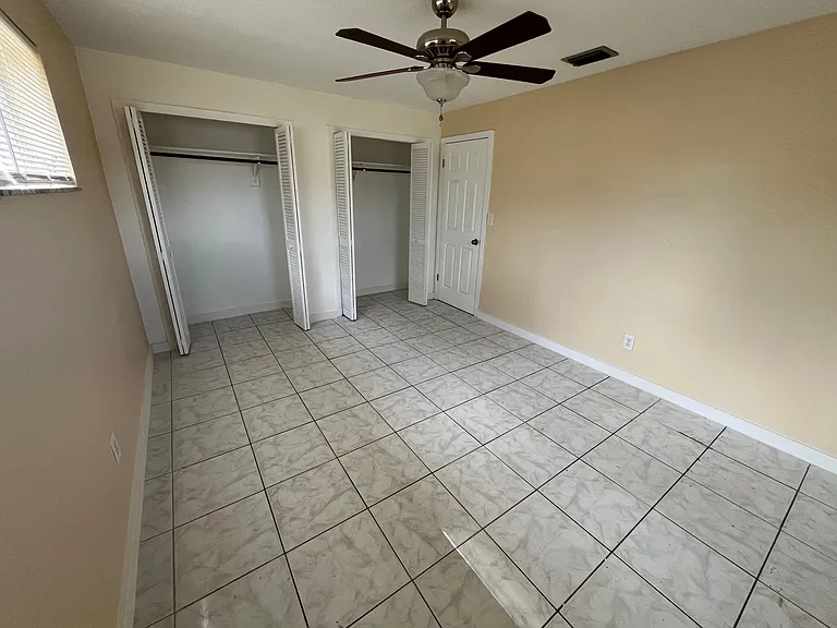 626 SW 4th Ave #1 — Photo 9