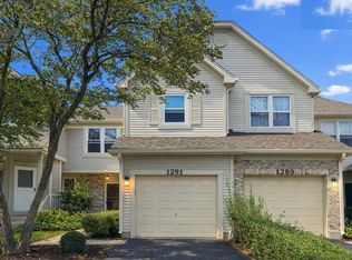 1291 Rhodes Ln, Naperville, IL 60540