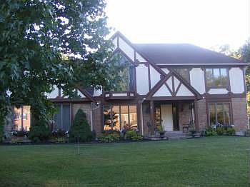 2nd image of 9549 Ambleside Dr
