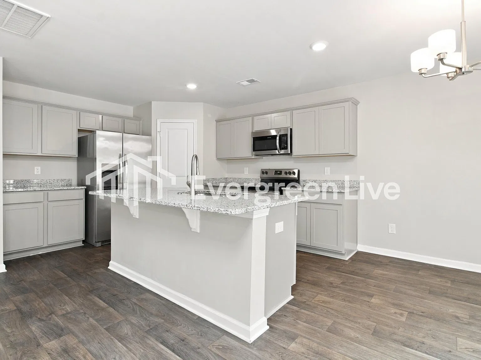 3 bed, 2.5 bath, 1783 sqft, $1,995 — Photo 4