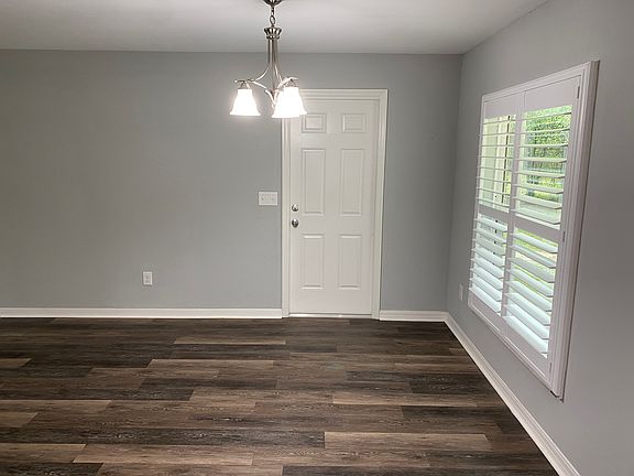 5th image of 11903 NW 147th Pl