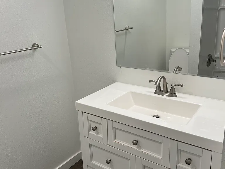 316 13th Ave E #304 — Photo 3