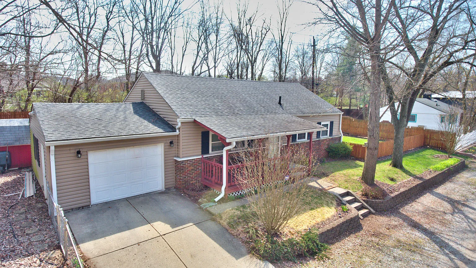 5917 Birchwood Ave photo 1