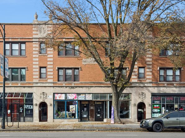 6238 N Broadway St #3N