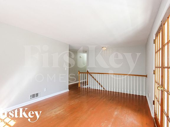 2nd image of 2739 Sherlock Dr