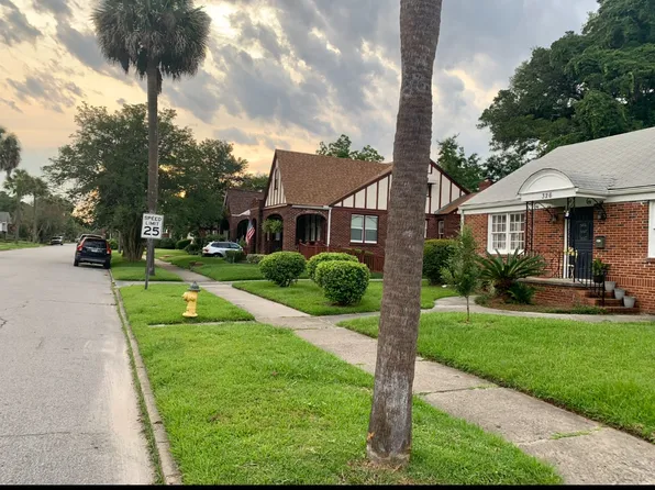 326 E 54th St, Savannah, GA 31405