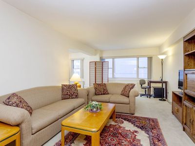 1381 Avenue Of The Amer #16B, New York, NY, 10019
