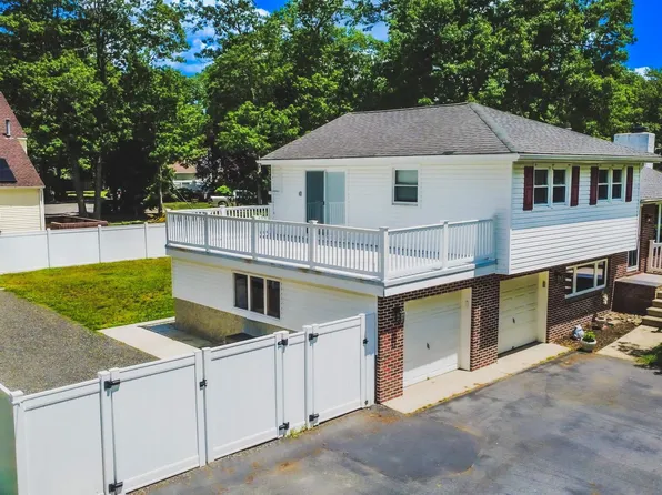 518 Delaware Ave, Absecon, NJ 08201