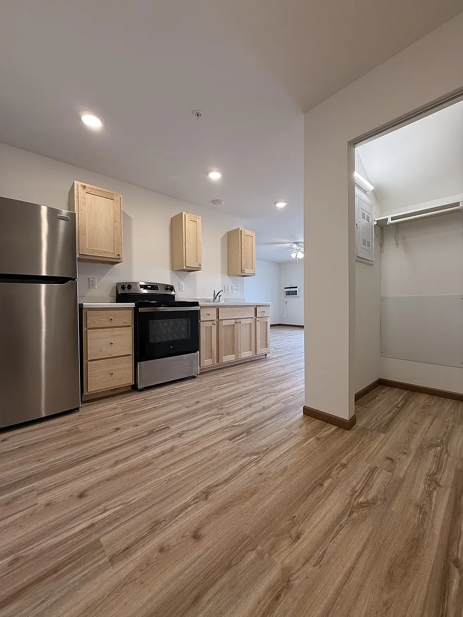 Building Photo - 1362 Bayberry Ln #404