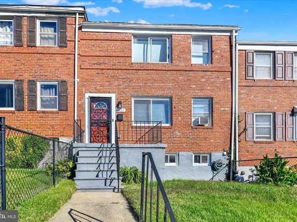 3926 Glen Hunt Rd, Baltimore, MD 21229