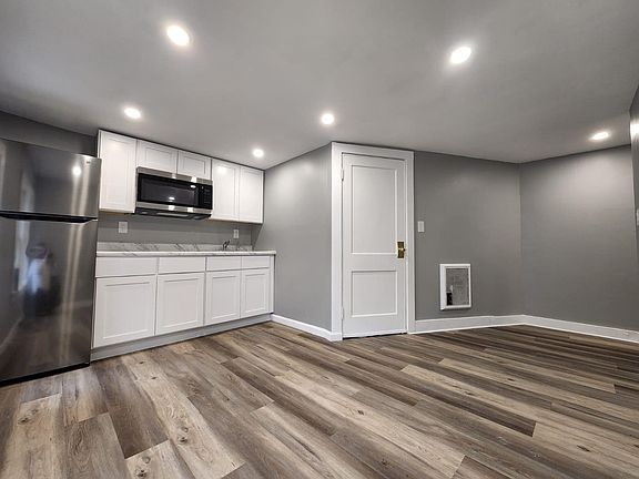 2nd image of 1 Hilmar Ln #33
