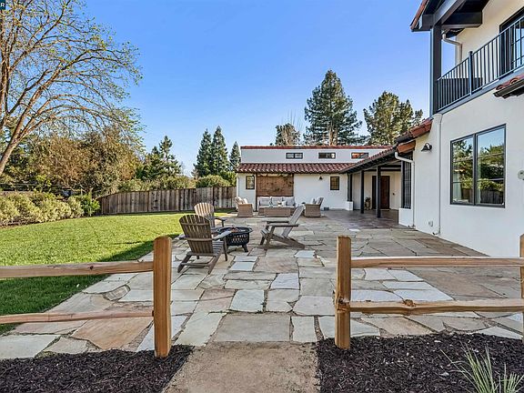 4th image of 850 Las Trampas Rd