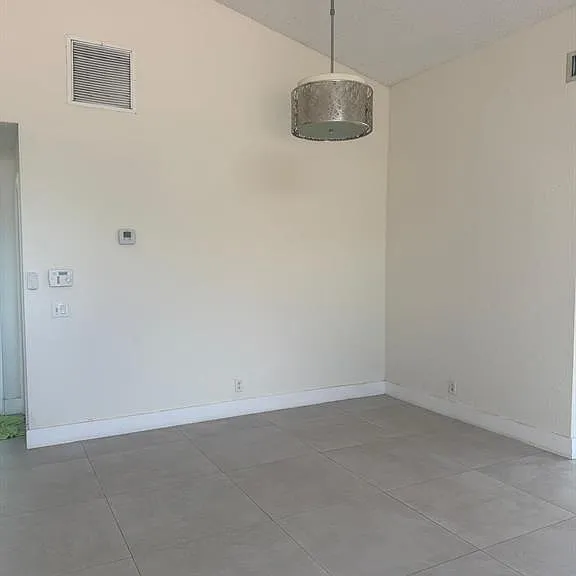 1861 NW 99th Ave — Photo 7