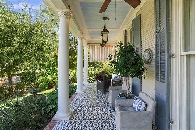 5 bed, 3.5 bath, 4441 sqft, $11,000 — Photo 4