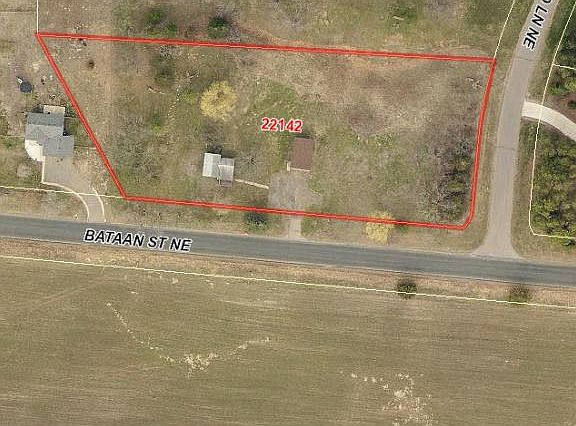 2nd image of 2774 222nd Ln NE