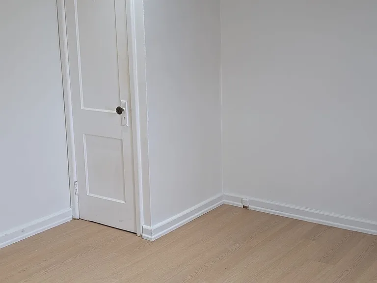 141 Ardagh Rd #1 — Photo 9