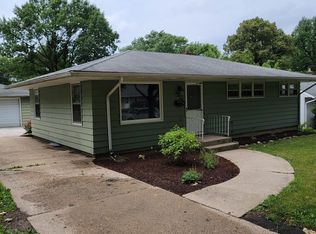 523 28th St, Rockford, IL 61108