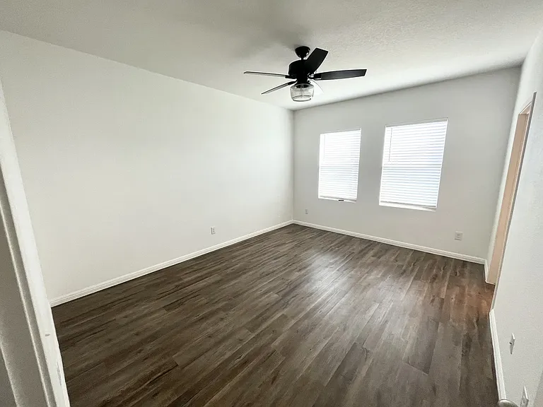 12602 Henry Clay Dr — Photo 4