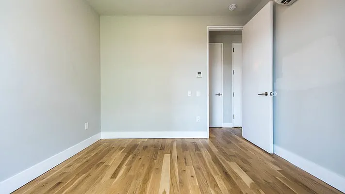 Rented by Nooklyn NYC LLC | media 77