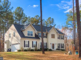 55 Serene Hills Dr, Fredericksburg, VA 22406
