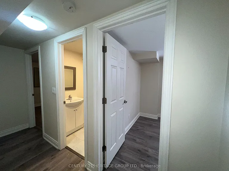11 Elynhill Dr #BASEMENT — Photo 13