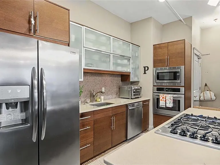 62 Orange St #3 — Photo 6