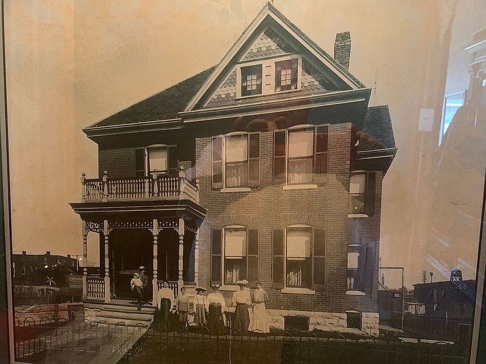 Circa 1890