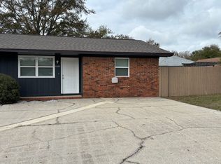 5387 Broad St, Milton, FL 32570