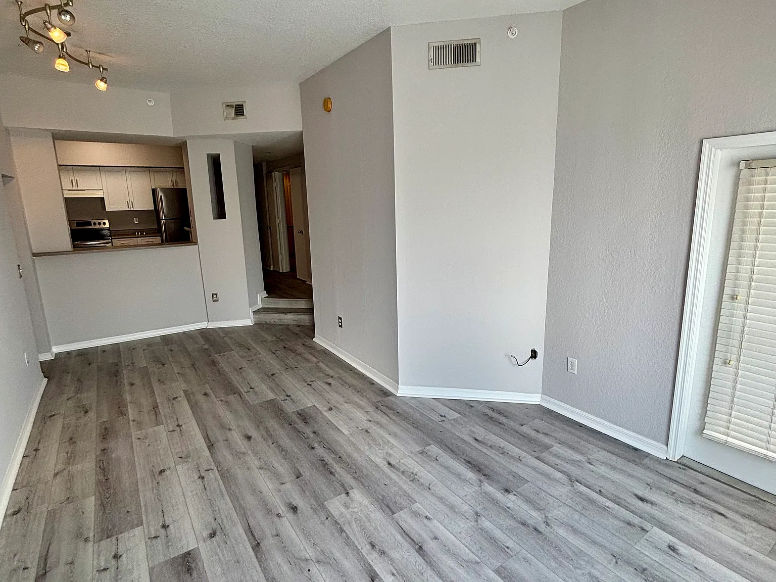 2 bed, 1206 sqft, $2,650 — Photo 4