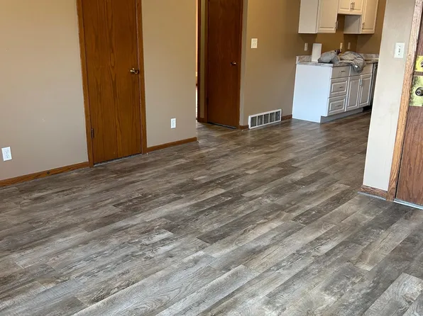 1022 A St APT 5, Lincoln, NE 68502
