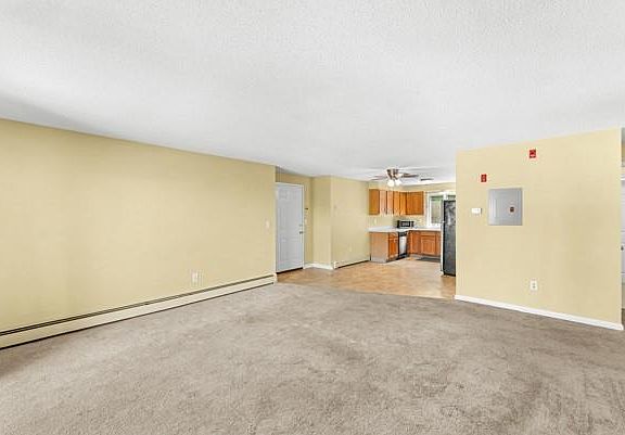 5th image of 283 Privilege St APT 4