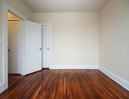5th image of 9442 210th St #1