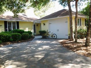 507 Fairway Dr W, Sunset Beach, NC 28468