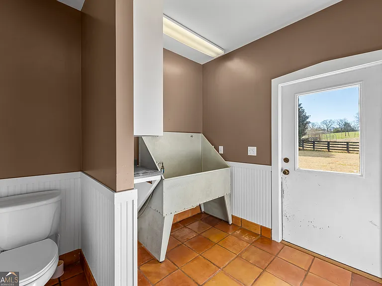 2223 Salem Rd — Photo 48