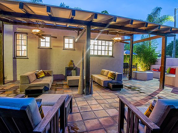 4th image of 464 N Formosa Ave