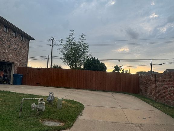 3rd image of 503 Hawken Dr