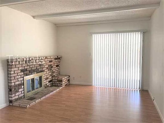 2nd image of 1715 Queens Crossing Dr