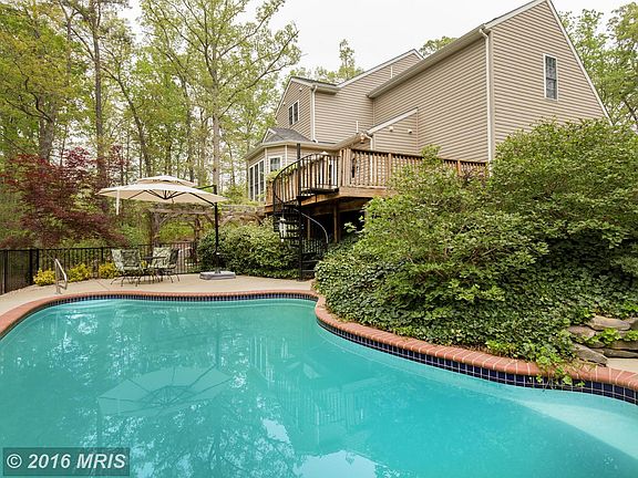 2nd image of 4611 Heartland Way