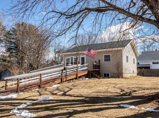 69 Boynton St, Richmond, ME 04357