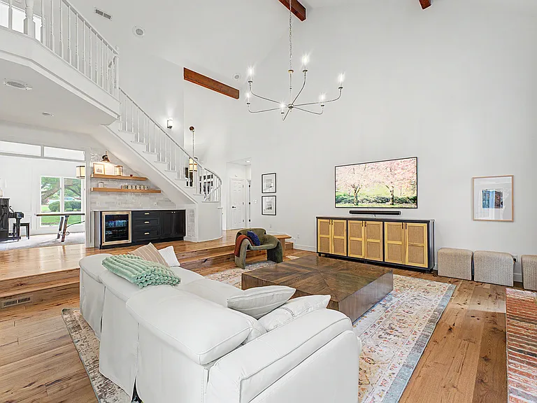 1801 El Contento Cir — Photo 1