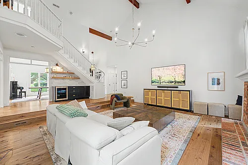 1801 El Contento Cir Photo 1