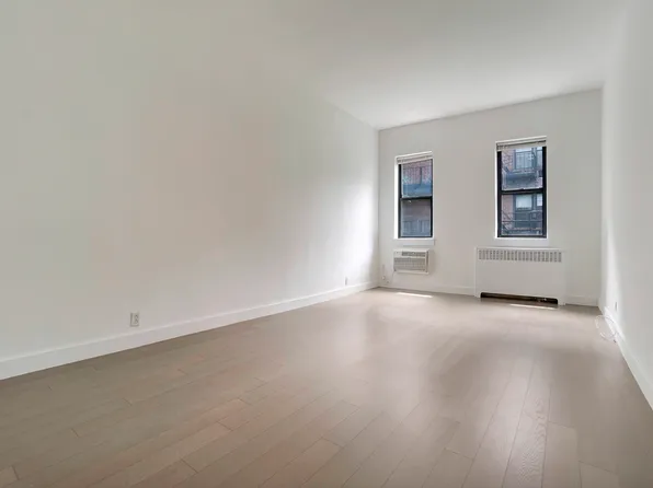 148 East 30th Street image 1 of 8