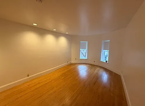 523 Columbus Ave #2 Photo 1