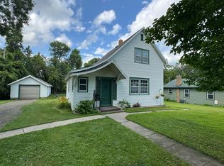206 W Dunton St, Battle Lake, MN 56515
