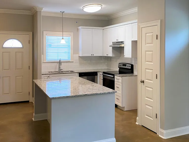 Kitchen with island