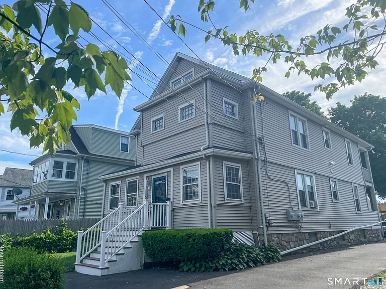 29 Wilson St #3 — Photo 9