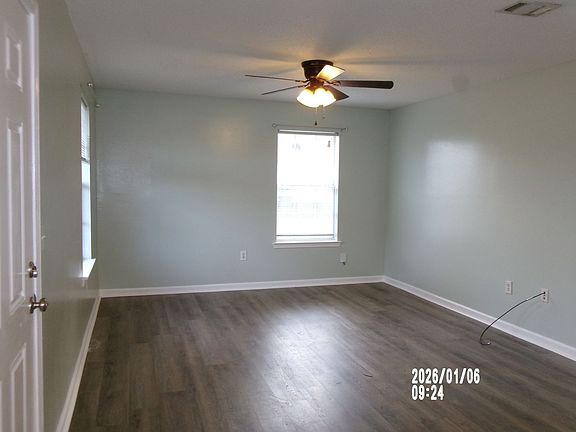 2nd image of 1535 Whitewood Dr