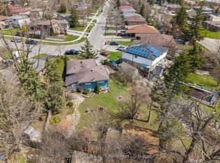 21 Daphne Cres, Barrie, ON L4M 2Y7