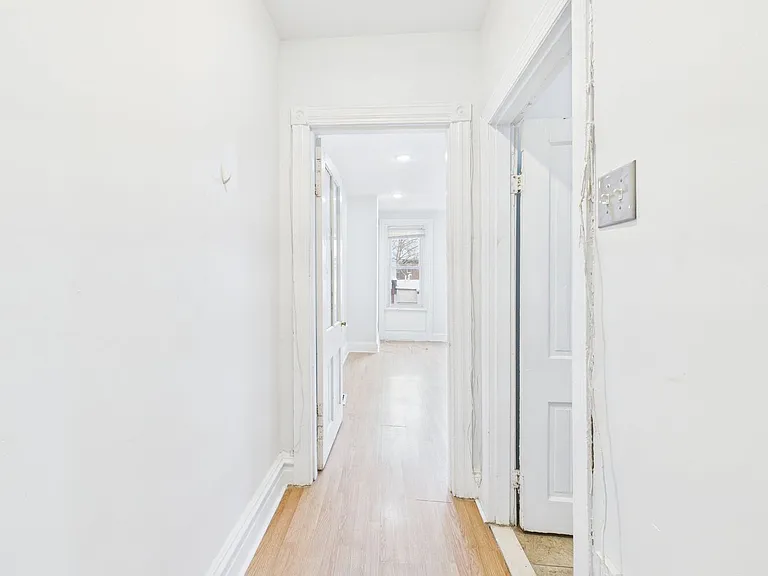 2914 Girard Ave — Photo 6